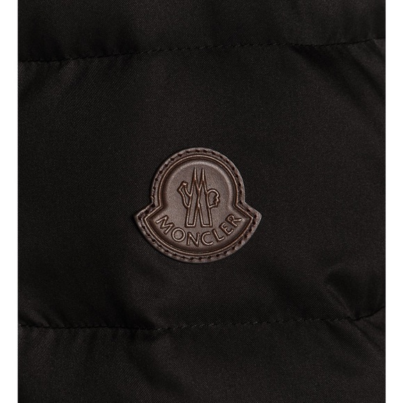 Moncler Black Puffer Jacket with Gold Accents Leather Logo - Picture 8 of 9